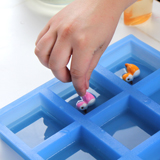 Embedding little birdy's in clear glycerin soap